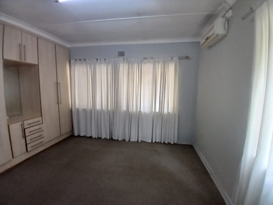 To Let commercial Property for Rent in Universitas Free State